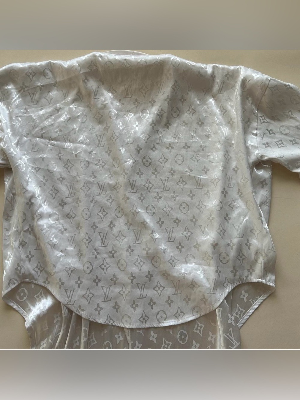 Satin Tie-Front Blouse in Pearl White size M - Picture 7 of 7